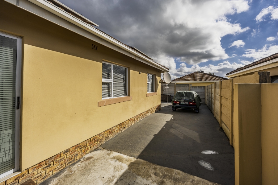 3 Bedroom Property for Sale in Amalinda Eastern Cape